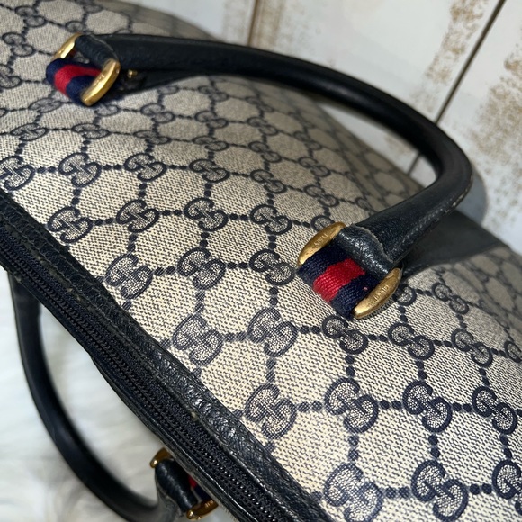 GUCCI GG monogram supreme Large Bag - Picture 9 of 16